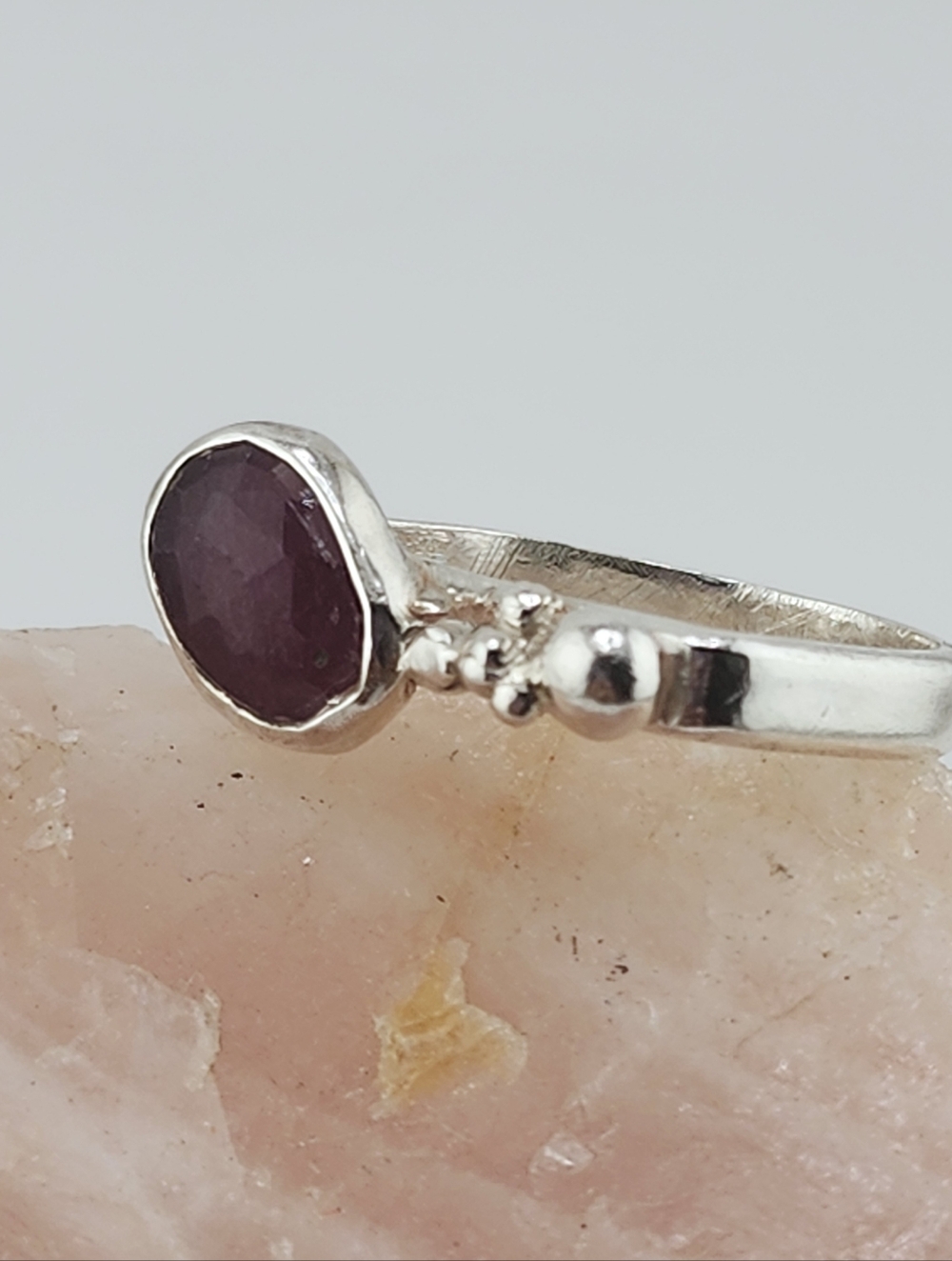 PINK SAPPHIRE BRUTALIST DESING HANDMADE SIZE 8 - Picture 3 of 14
